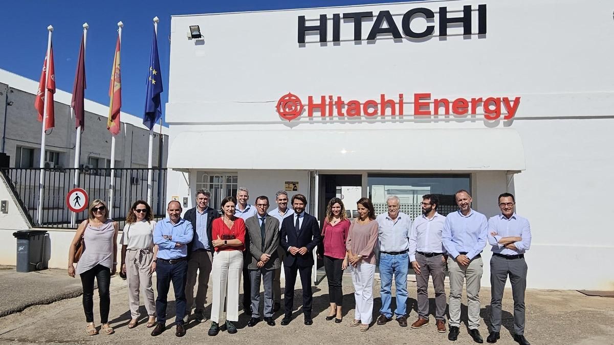 HITACHI gallery 2